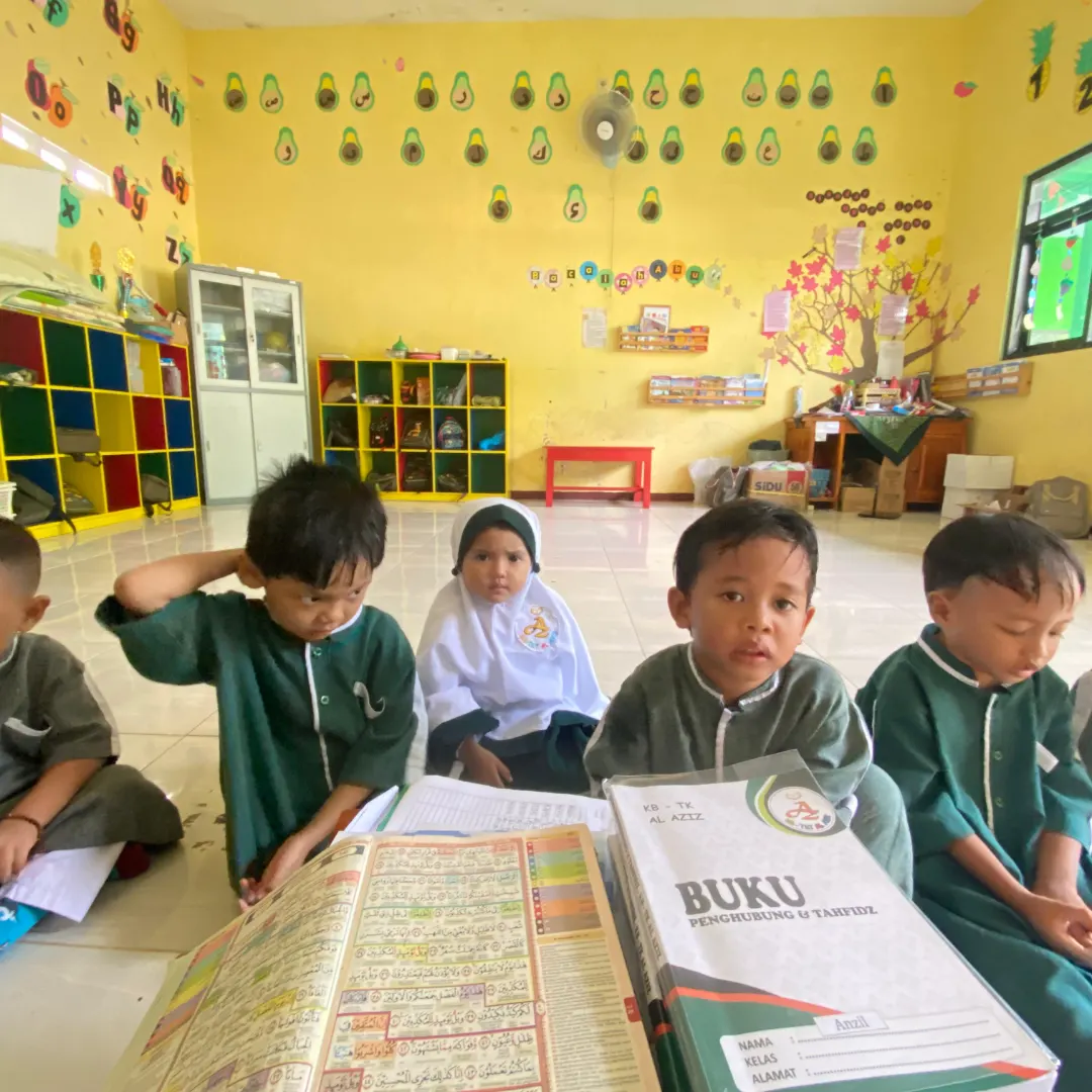 kegiatan di sekolah setor hafalan (1)